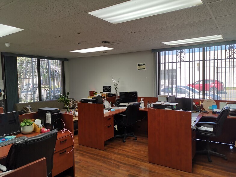 More Photos Of 11254-11268 Rush St, South El Monte Warehouse For Lease