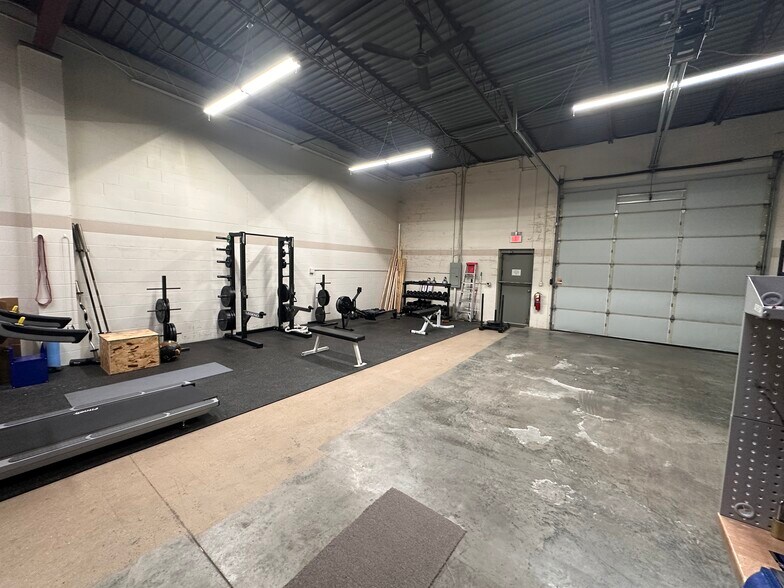 More Photos Of 9093 Technology Dr, Fishers Light Manufacturing For Lease