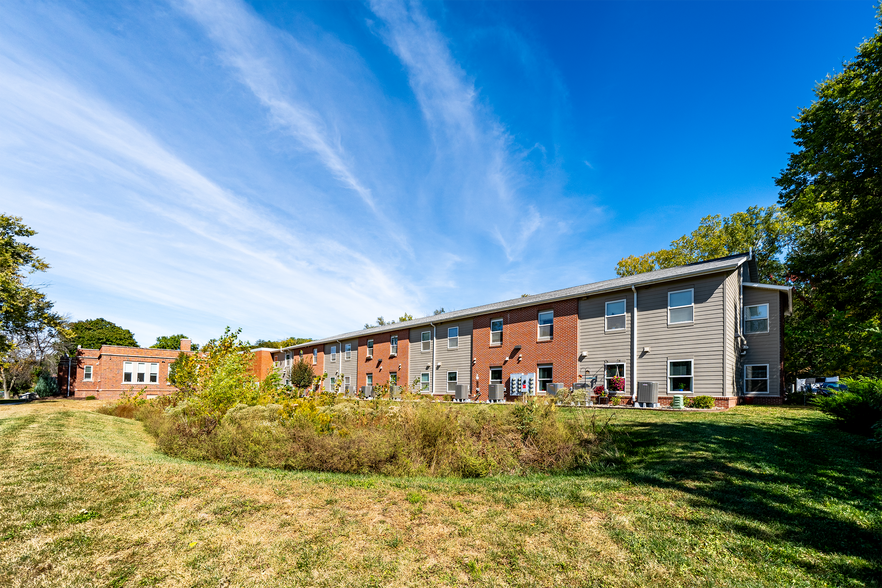More Photos Of 25 S Linden Ave, Council Bluffs Apartments For Sale
