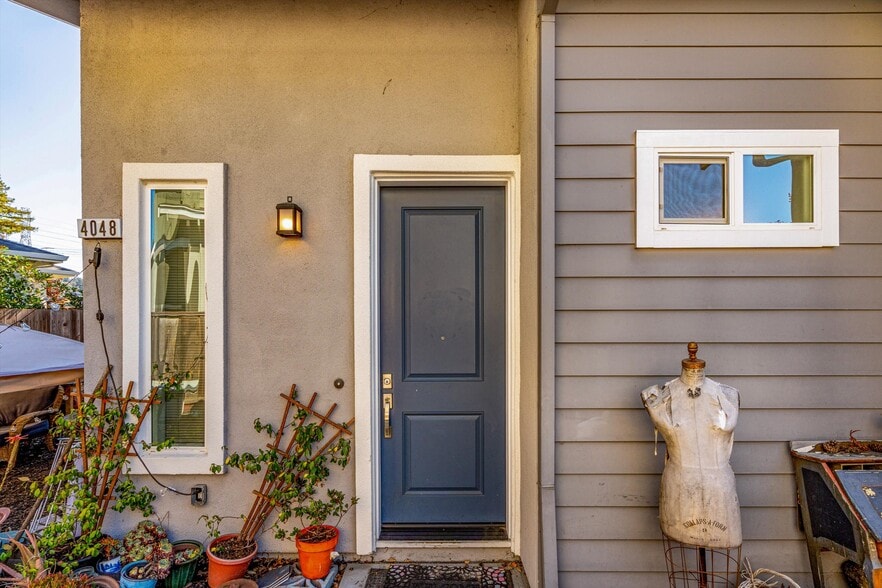 More Photos Of 4040 Alexander David Ct, Larkfield Apartments For Sale