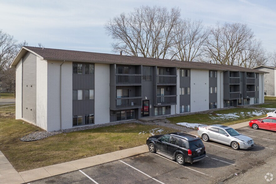 More Photos Of 5530 Kaynorth Rd, Lansing Apartments For Sale