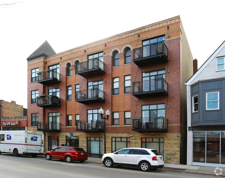 More Photos Of 4050 N Lincoln Ave, Chicago Apartments For Sale