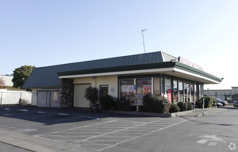 More Photos Of 2296 Santa Rosa Ave, Santa Rosa Convenience Store For Lease