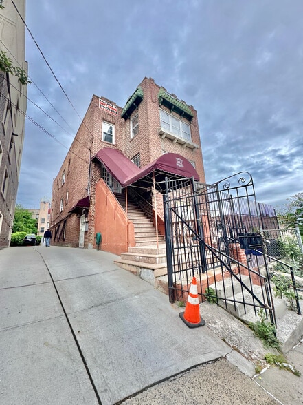 More Photos Of 365 E 197th St, Bronx Apartments For Sale