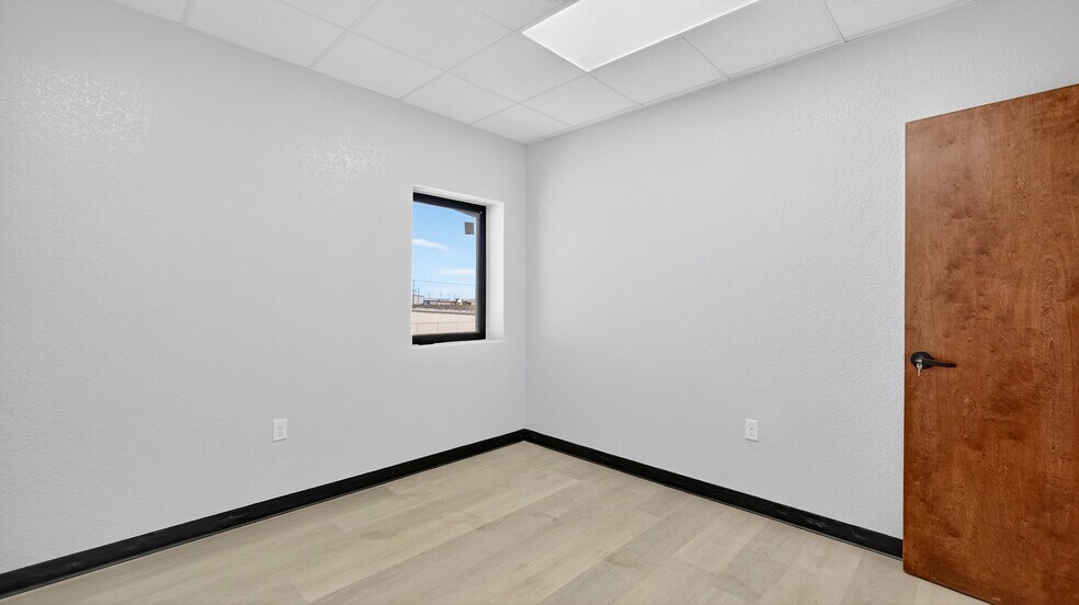 More Photos Of 16511 W Basin St, Odessa Industrial For Lease