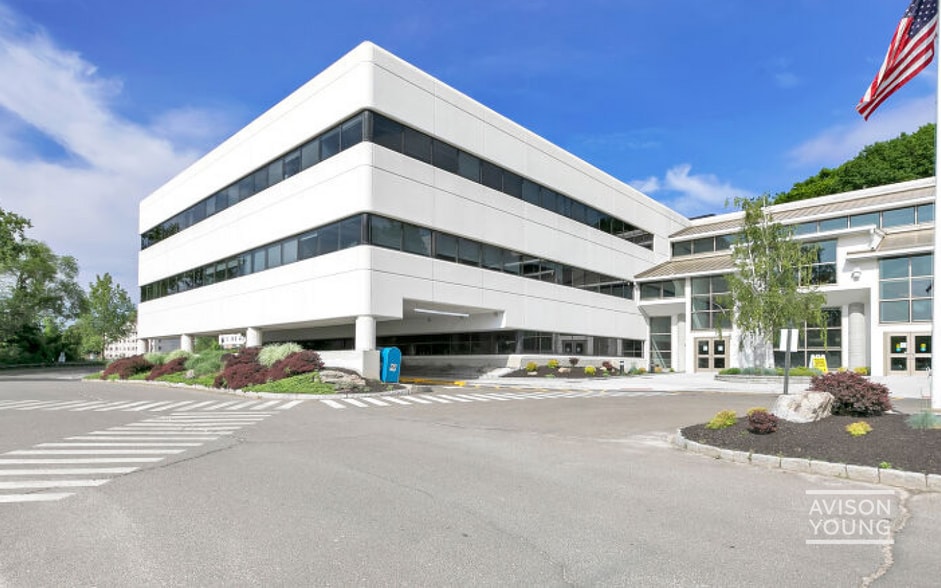 More Photos Of 148 East Ave, Norwalk Medical For Sale
