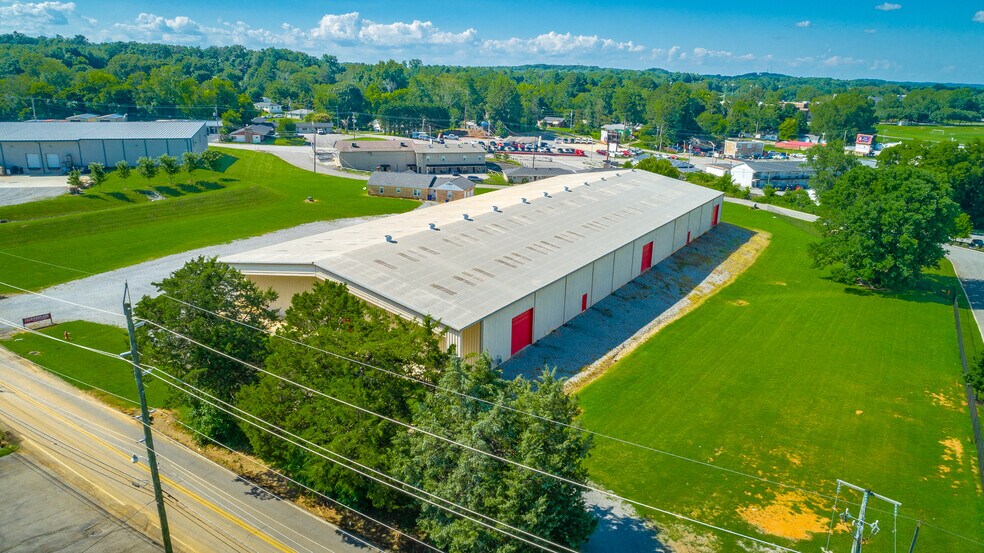 More Photos Of 1208 SW, Cleveland Warehouse For Sale