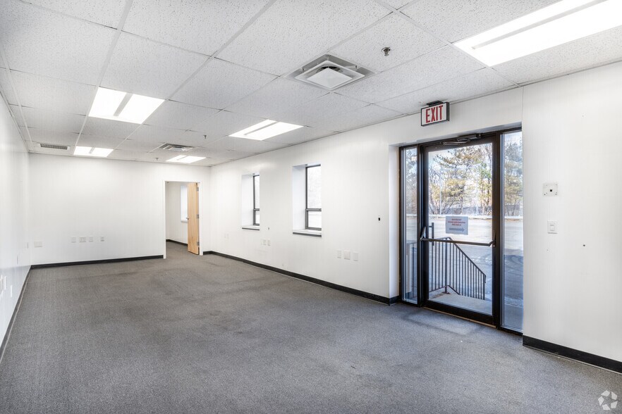 More Photos Of 635 S 10th St, Allentown Warehouse For Lease