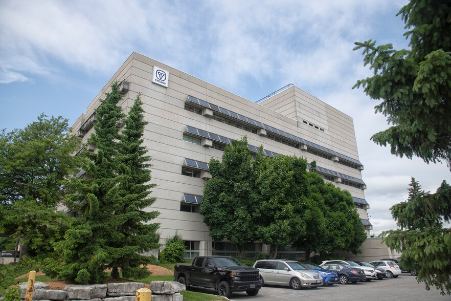 More Photos Of 49 D'armes Pl, Kingston Office For Lease