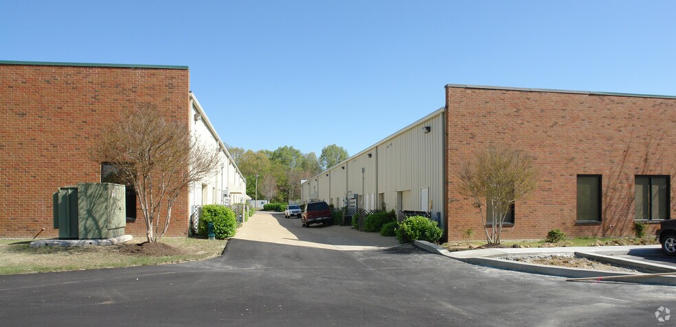 More Photos Of 475 E South St, Collierville Office For Lease