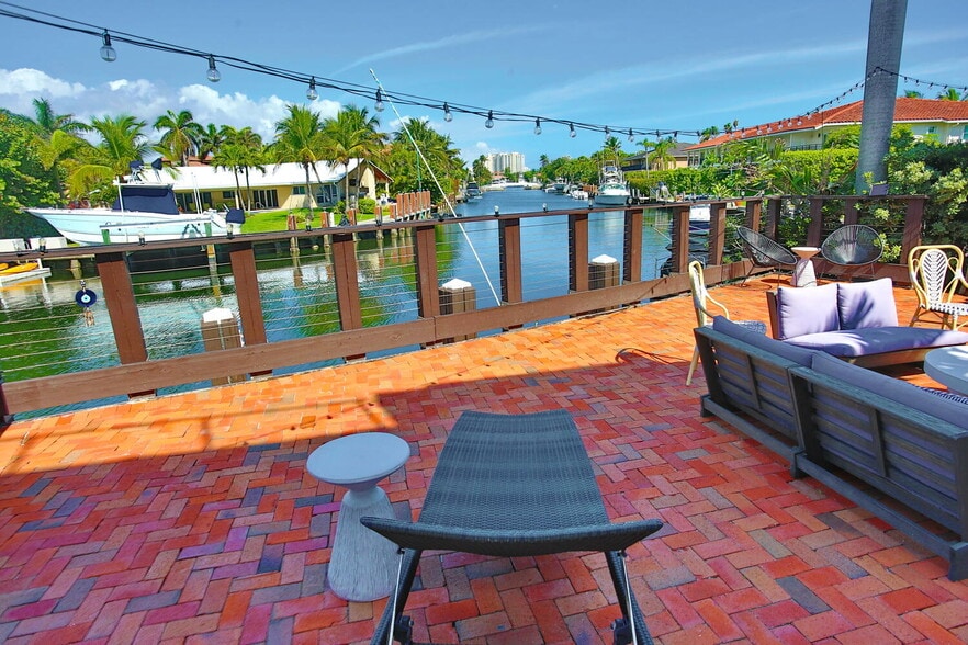 More Photos Of 1121 Bel Air Dr, Highland Beach Apartments For Sale