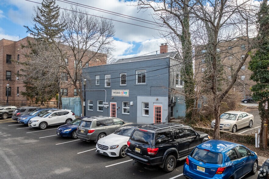 More Photos Of 19 Prospect St, South Orange Loft Creative Space For Lease