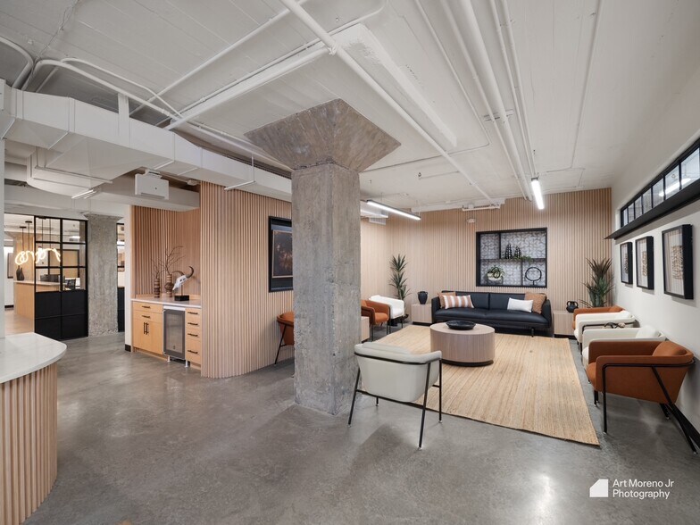 More Photos Of 1125 Texas Ave, El Paso Medical For Sale