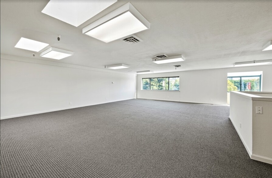 More Photos Of 1300 Potrero Ave, San Francisco Flex For Sale