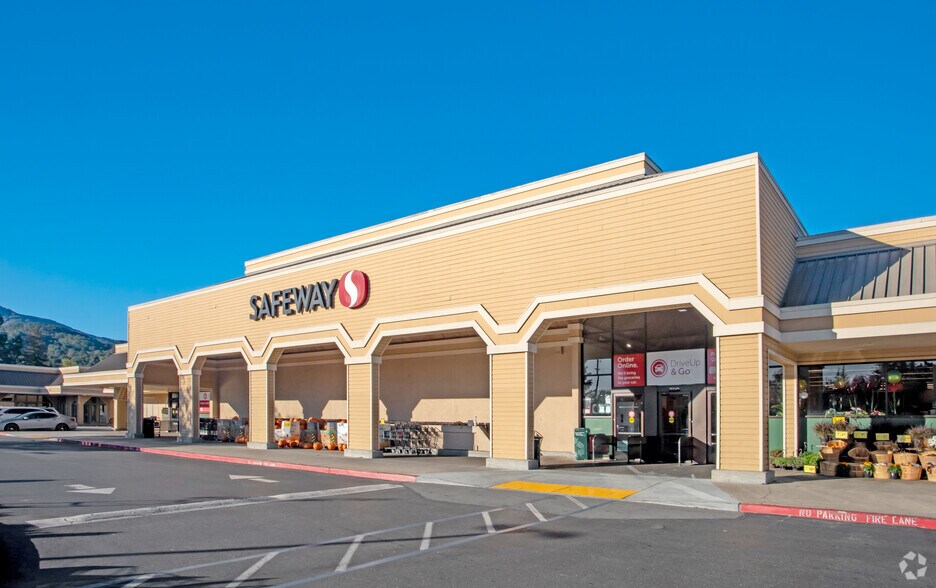 More Photos Of 15525-15569 Union Ave, Los Gatos Unknown For Lease