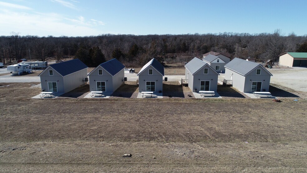 More Photos Of 19431 Highway J, Monroe City Hotel For Sale