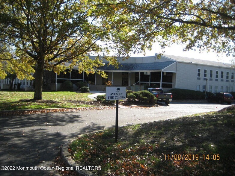 More Photos Of 59 Avenue at the Commons, Shrewsbury Medical For Lease