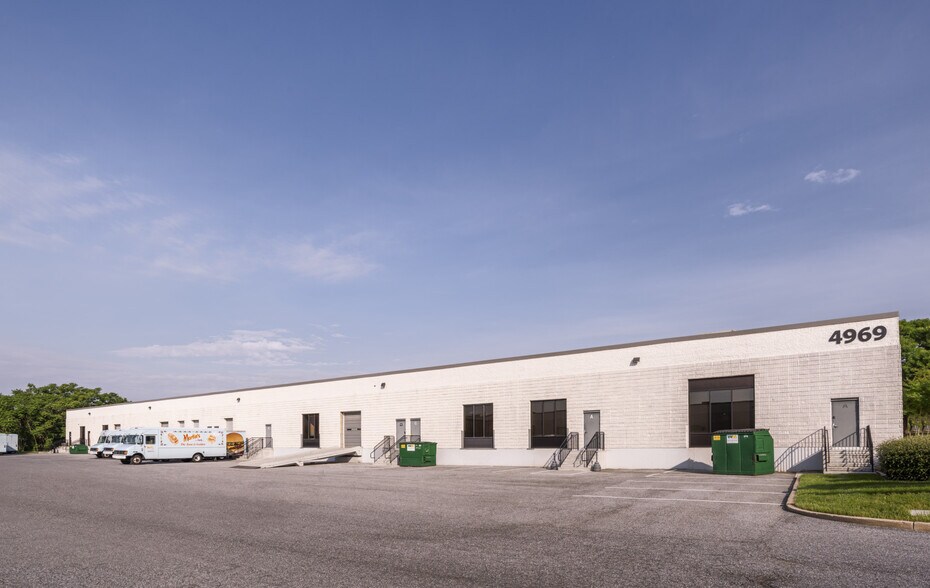 More Photos Of 4969 Mercantile Rd, Baltimore Flex For Lease