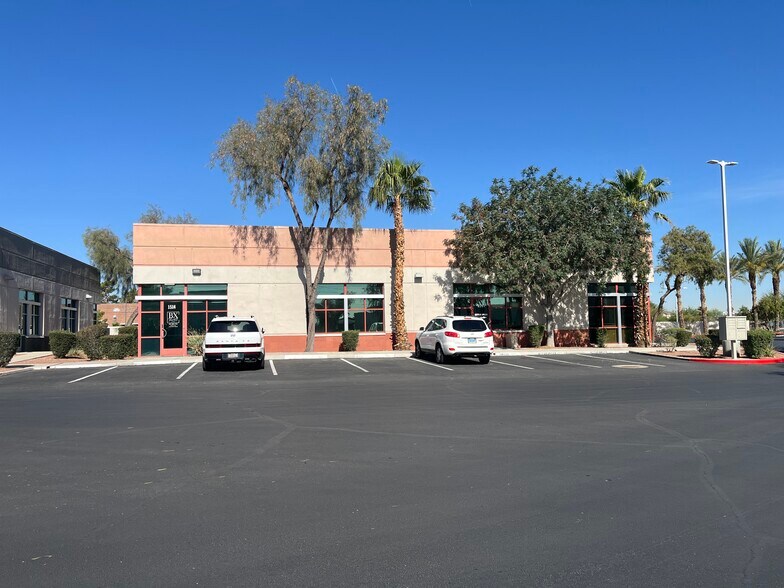 More Photos Of 375 N Stephanie St, Henderson Medical For Lease