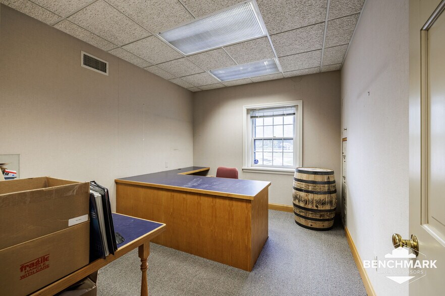 More Photos Of 37 Allens Creek Rd, Brighton Office For Lease