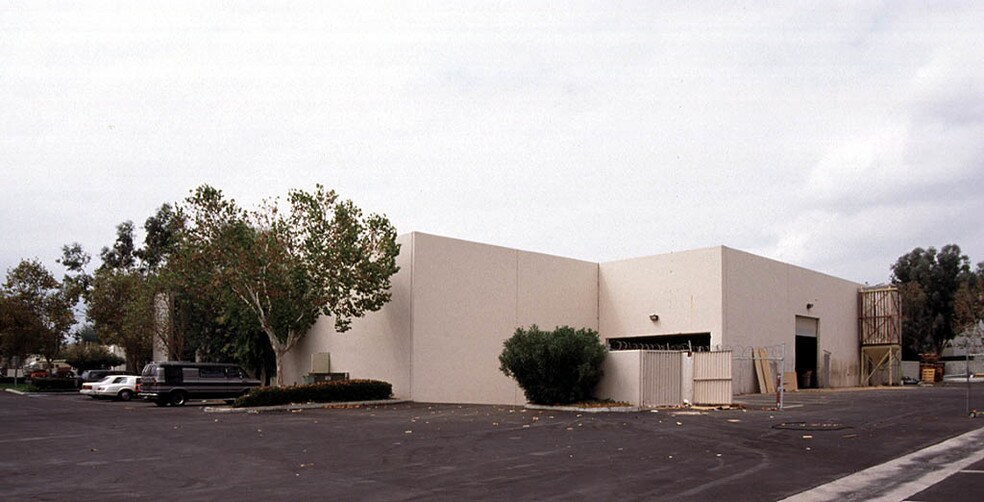 More Photos Of 4131 Tigris Way, Riverside Warehouse For Lease