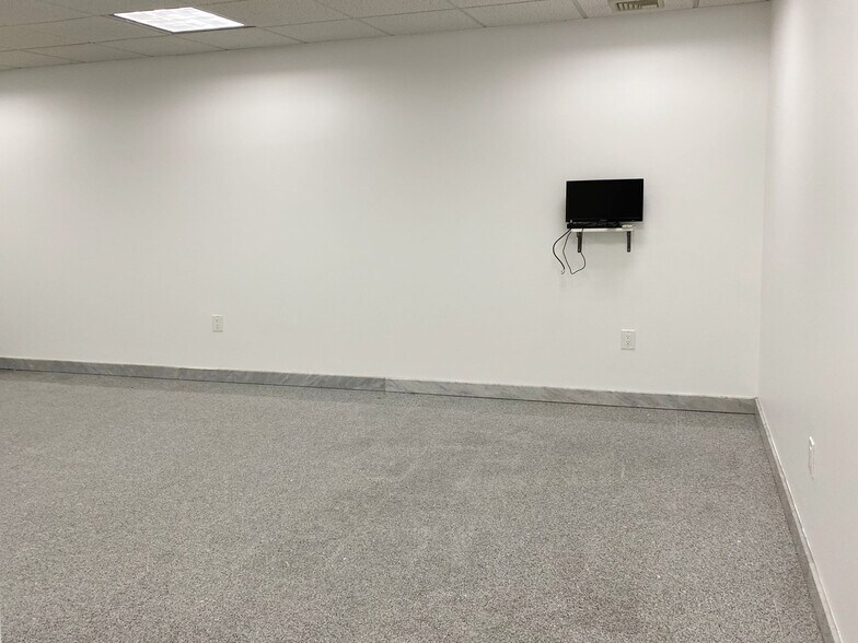 More Photos Of 641 President St, Brooklyn Apartments For Lease