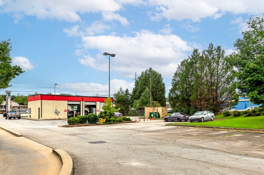 More Photos Of 234 Fairview Rd, Ellenwood Auto Repair For Sale