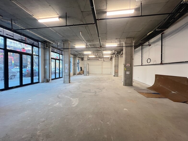 More Photos Of 139 Christopher Columbus Dr, Jersey City Apartments For Lease
