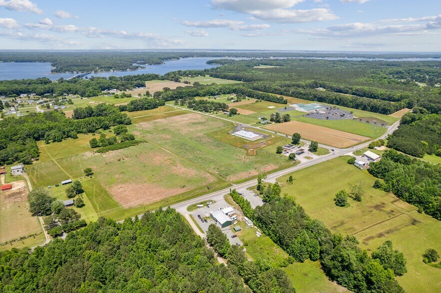 More Photos Of 1856 Buckley Hall Rd, Cobbs Creek Warehouse For Sale