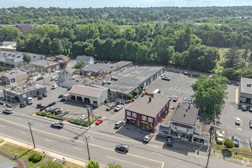 More Photos Of 225 Main St, Norwalk Manufacturing For Sale