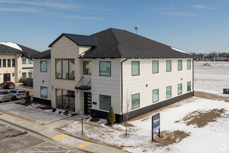 More Photos Of 7647 E 126th St S, Bixby Office For Lease