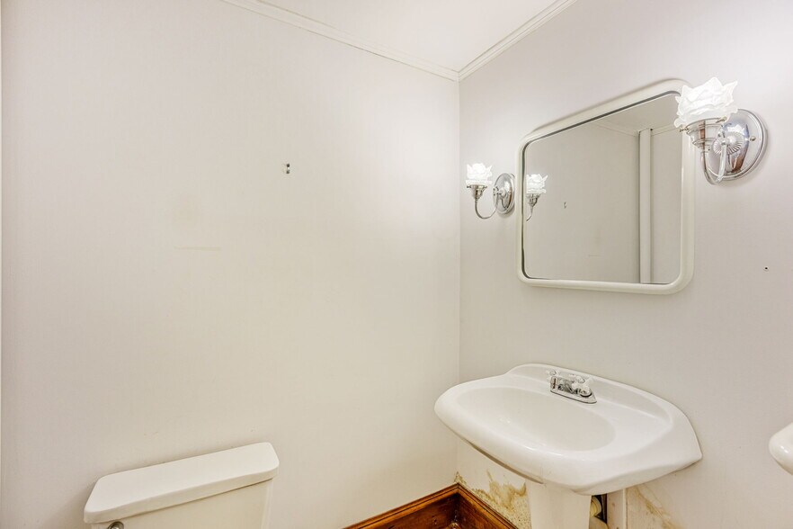 More Photos Of 313 E Broad St, Bethlehem Apartments For Sale