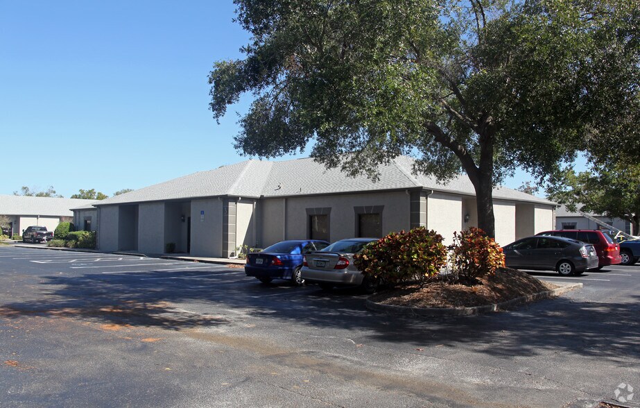 Primary Photo Of 13555 Automobile Blvd, Clearwater Office For Lease