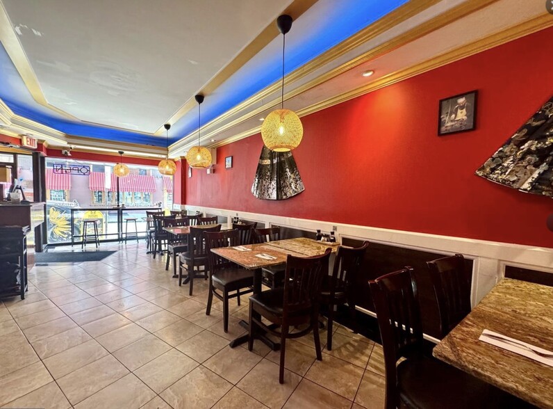 More Photos Of 274 S 20th St, Philadelphia Storefront Retail Residential For Sale