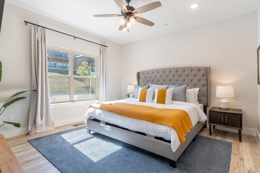 More Photos Of 129 Pioneer Peak, Kimberling City Specialty For Sale