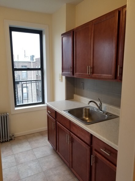 More Photos Of 6125 Madison St, Ridgewood Apartments For Sale