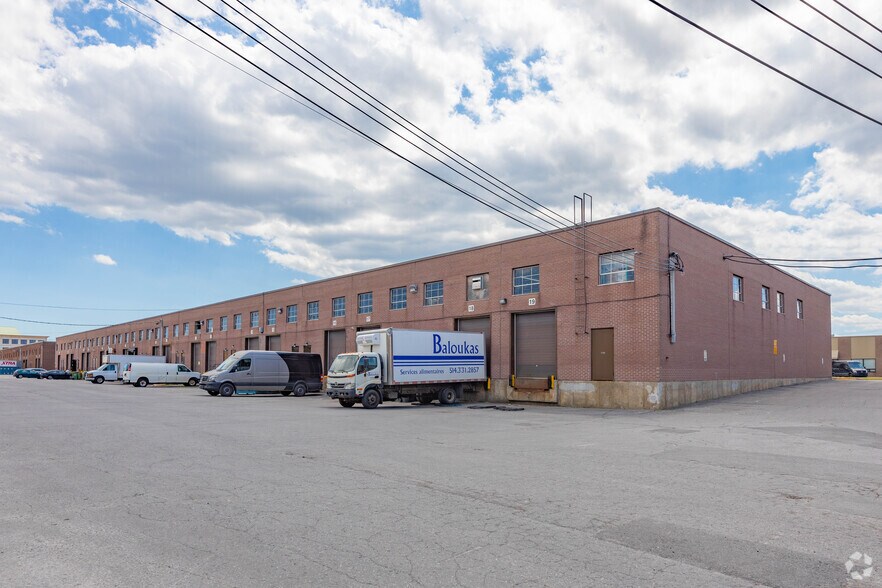 More Photos Of 1055-1083 Rue Bégin, Montréal Industrial For Sale