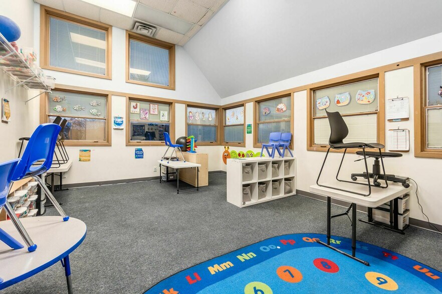 More Photos Of , Columbus Office For Sale