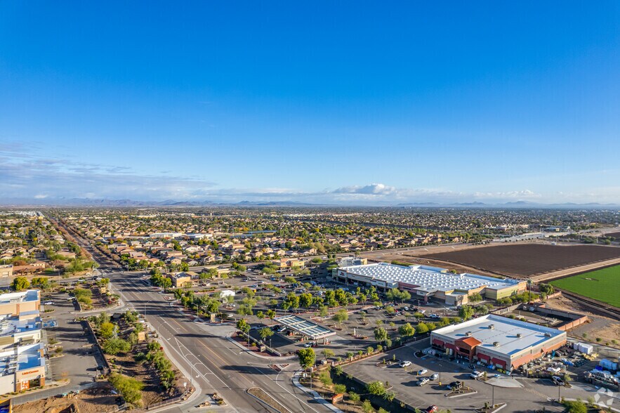 More Photos Of 17063 W Greenway Rd, Surprise General Retail For Sale