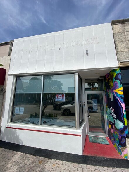 More Photos Of 112-120 S 20th Ave, Hollywood Restaurant For Lease