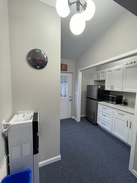 More Photos Of 2516 Francis Lewis Blvd, Flushing Office For Lease