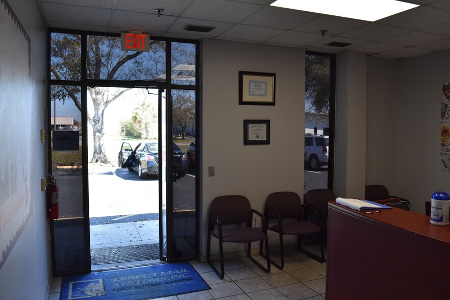 More Photos Of 12450 Automobile Blvd, Clearwater Warehouse For Sale