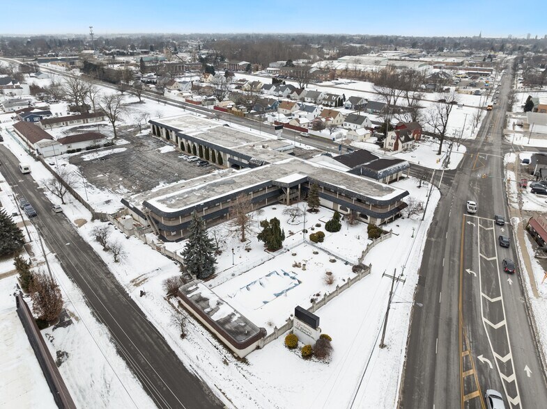 More Photos Of 1530 Cleveland Rd, Sandusky Hotel For Sale