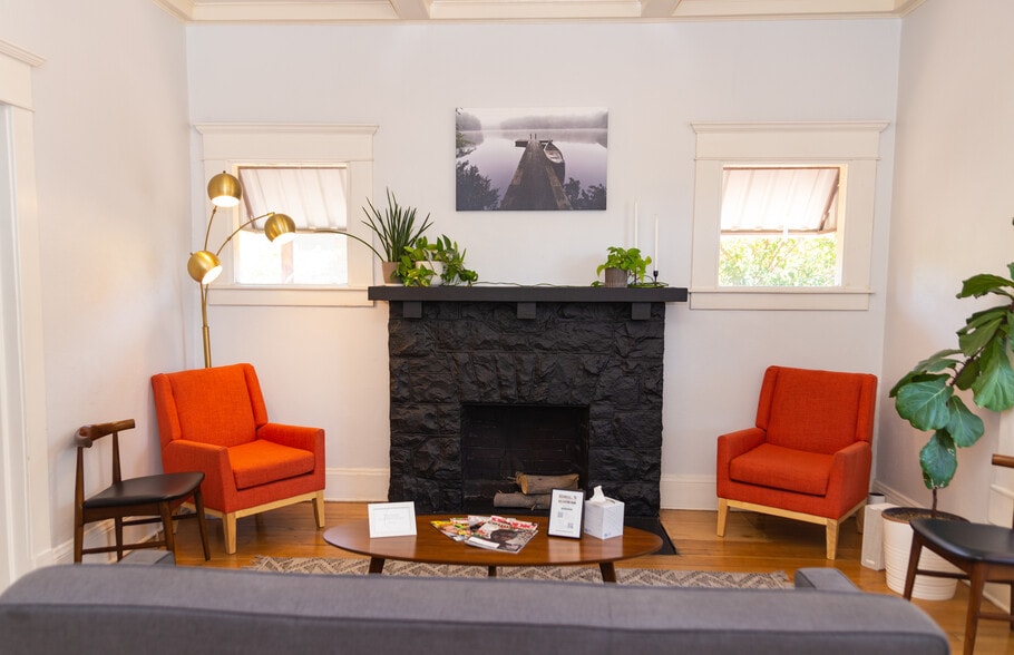 More Photos Of 531 E Lynwood St, Phoenix Office Residential For Sale