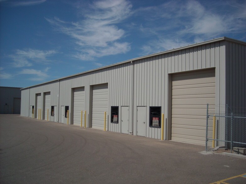 More Photos Of 3048 N Cessna Way, Casa Grande Warehouse For Lease
