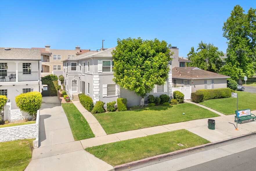 More Photos Of 4259 Cahuenga Blvd, Toluca Lake Apartments For Sale