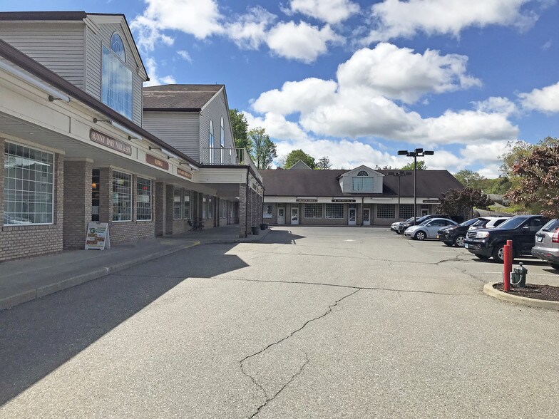 More Photos Of 28 Brush Hill Rd, New Fairfield Storefront For Lease