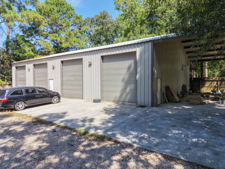 More Photos Of 14000 McAlister Rd, Conroe Office For Sale