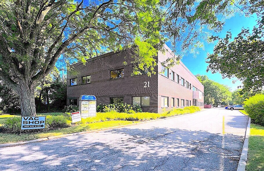 Primary Photo Of 21 Old Main St, Fishkill Office For Lease