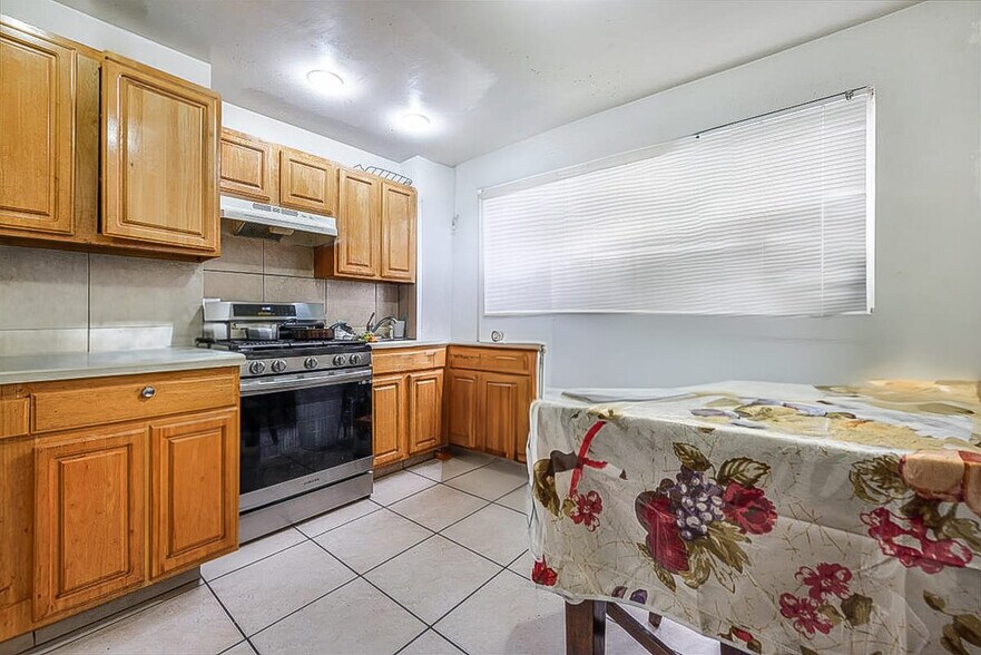 More Photos Of 115 34th St, Union City Apartments For Sale